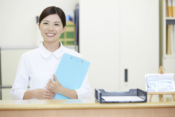 女性