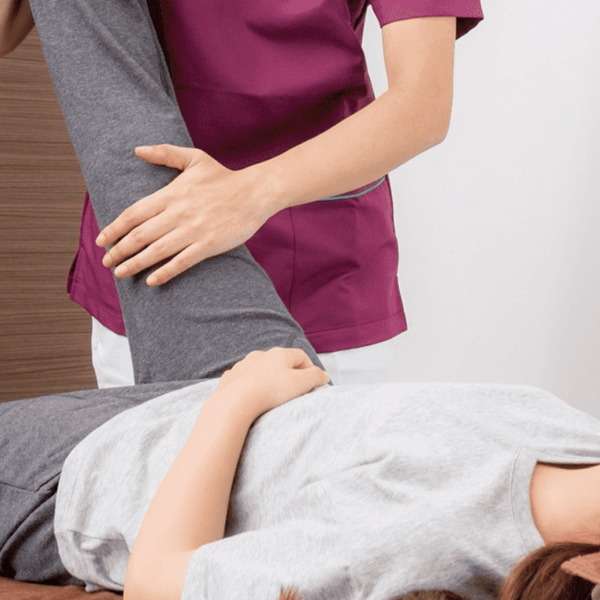 文京区でお尻の痛み、足のしびれ、坐骨神経痛のご相談は千代田区のメディカルスポーツ整骨院鍼灸院へ