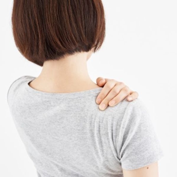 文京区在住の男性が肩の痛みで挙がらないため千代田区神田大手町のメディカルスポーツ整骨院鍼灸院に来られました