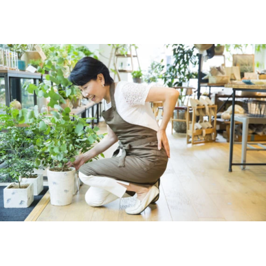 丸の内勤務の男性が腰痛やぎっくり腰で神田大手町のメディカルスポーツ整骨院鍼灸院に来られました