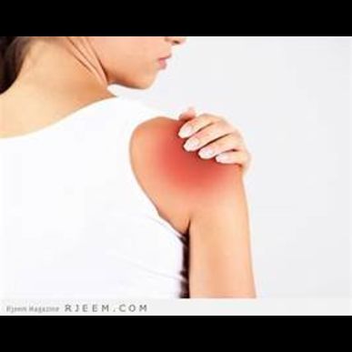 肩を挙げると痛むため神田大手町のメディカルスポーツ整骨院鍼灸院へ